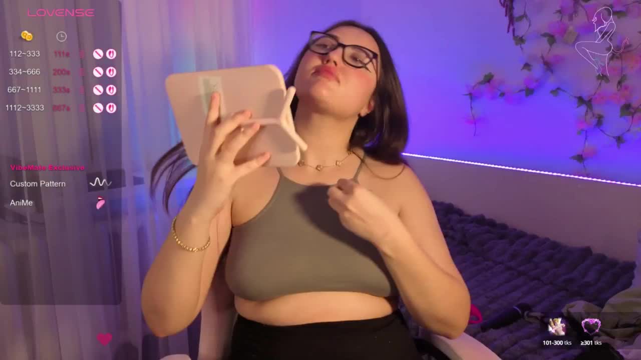 MiraSevan999 Live Sex December 17, 2025