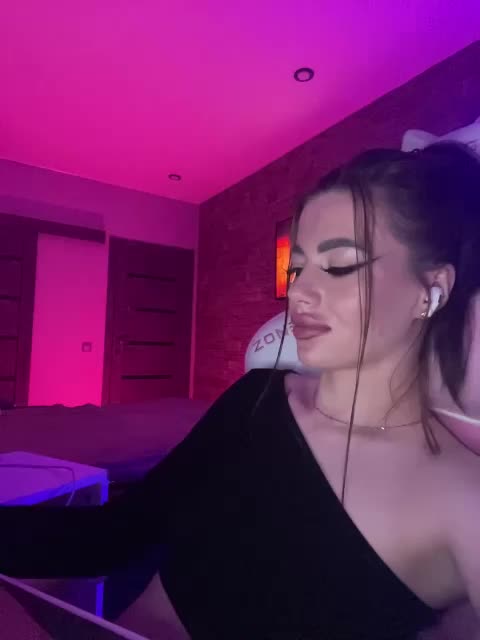 HotGirlEva Live Sex December 14, 2025