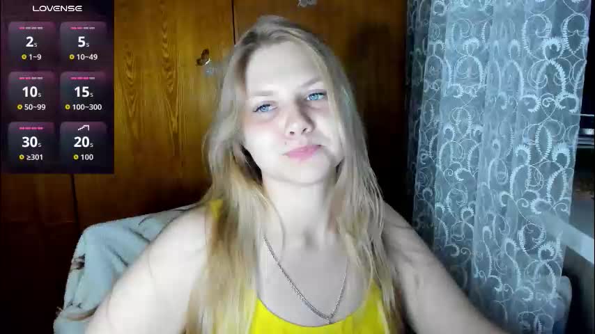 emmafrizea Live Sex December 14, 2025