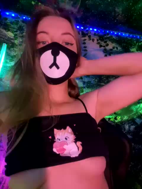 -Summer- Live Sex December 17, 2025