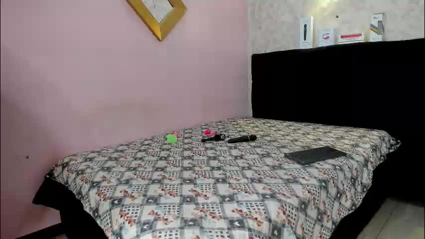 jeremmyandstacy Live Sex December 17, 2025