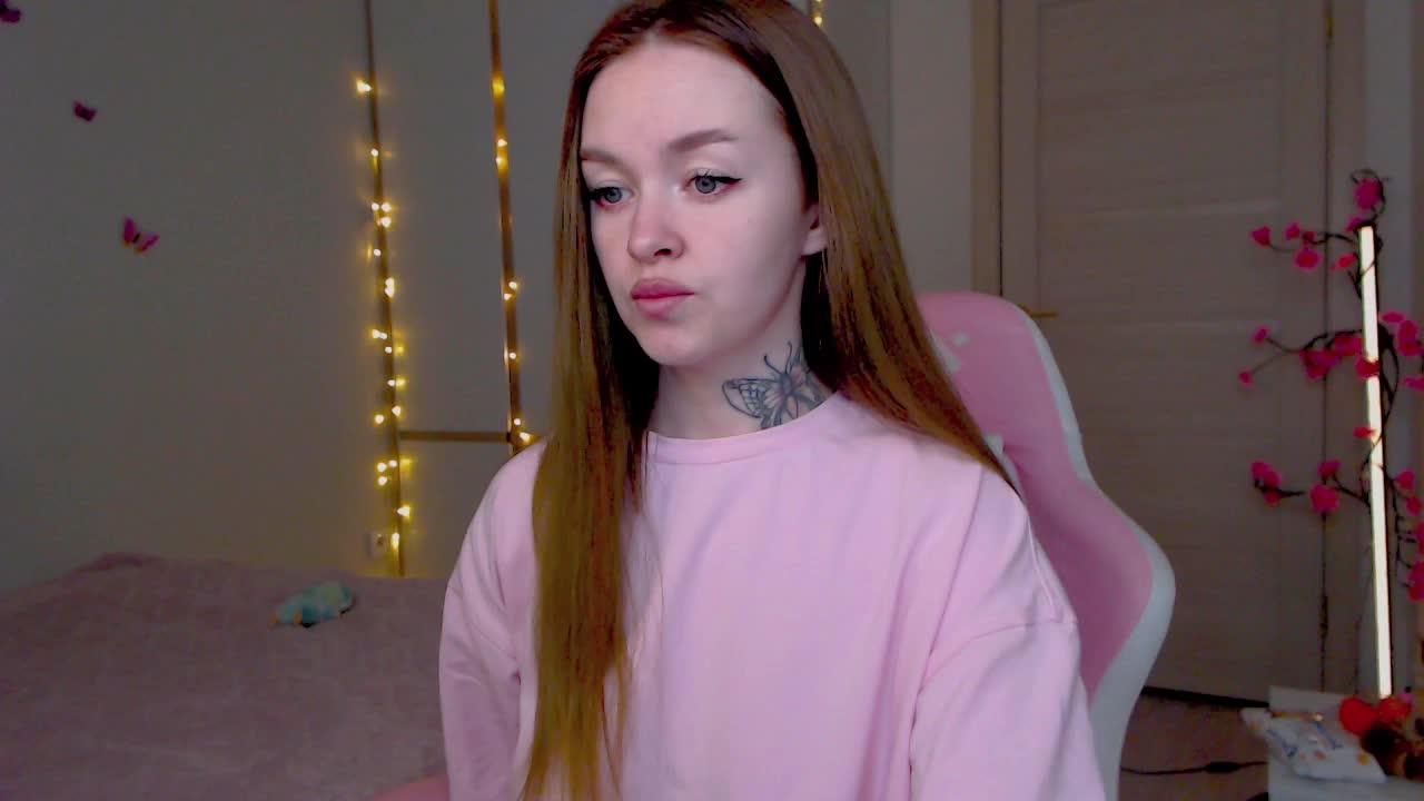 NaughtyMable Live Sex December 18, 2025