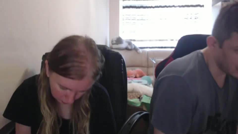 jenisandpeter Live Sex December 19, 2025