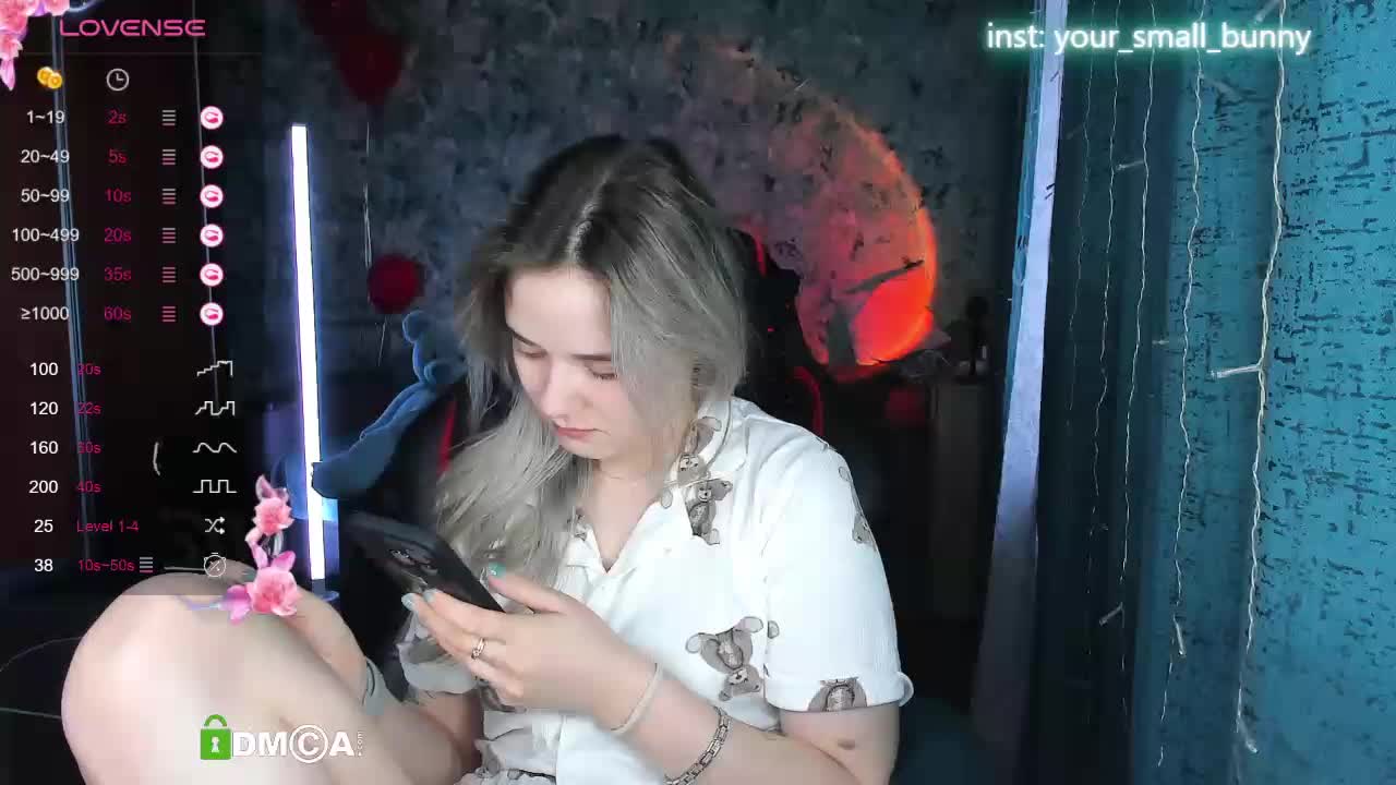 your-small-bunny Live Sex December 17, 2025