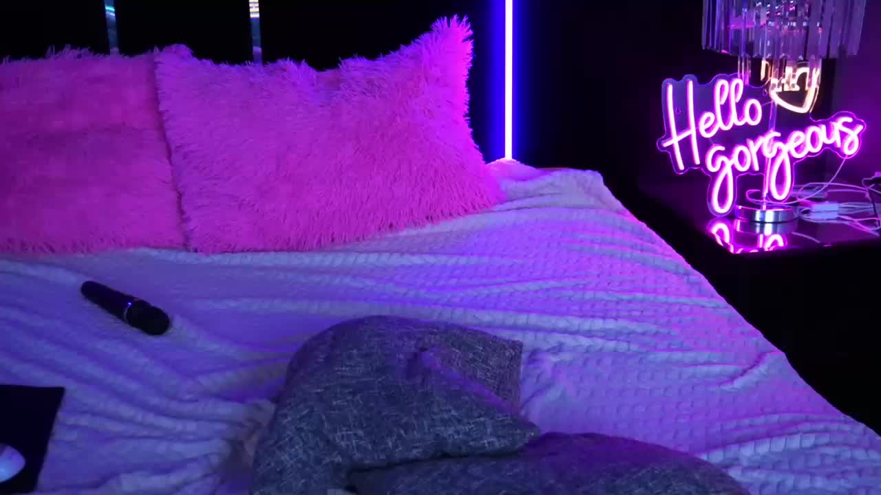 MysticGrace Live Sex December 18, 2025