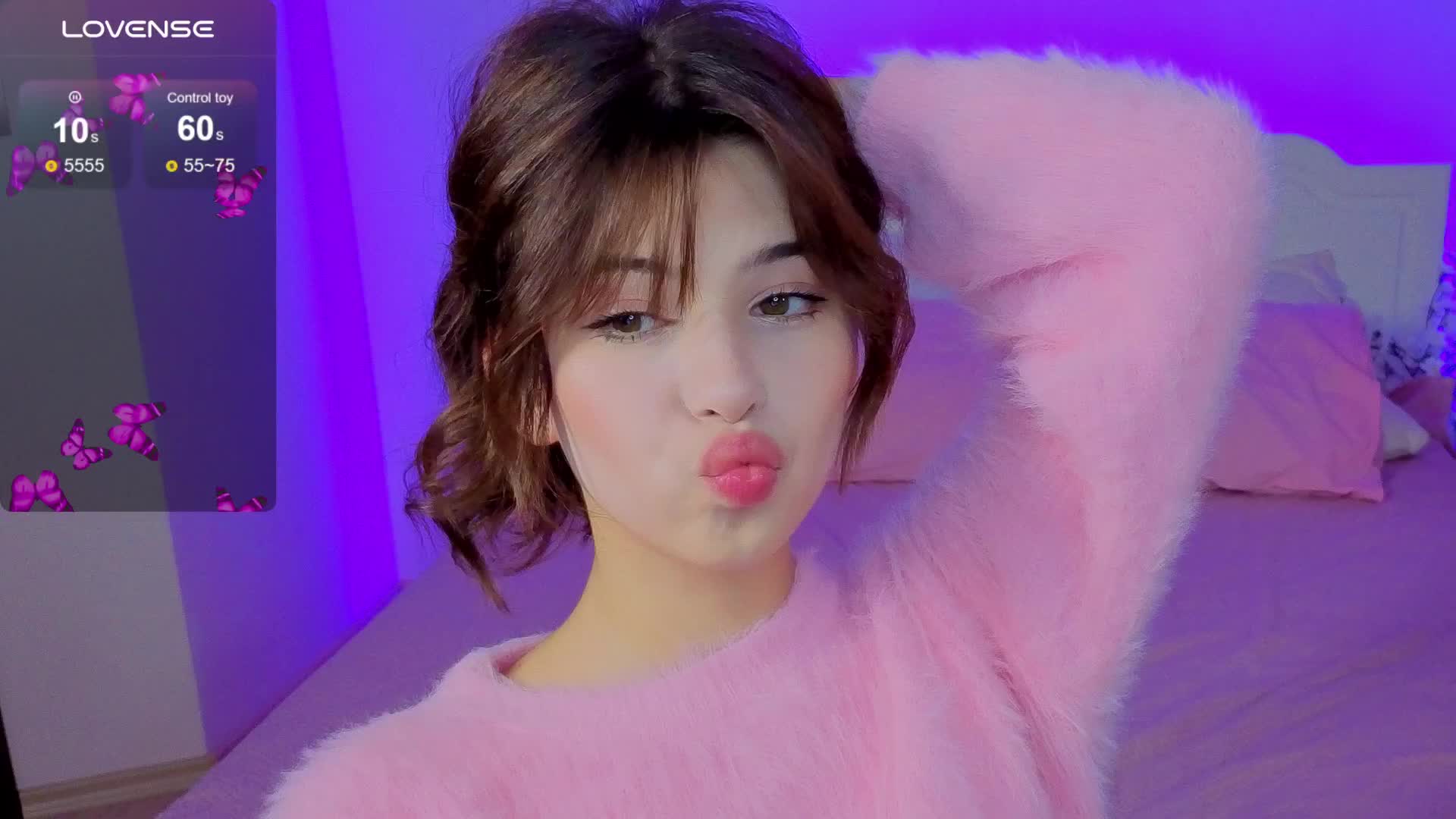 CoralineJones Live Sex December 19, 2025