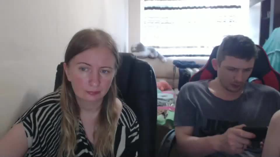 jenisandpeter Live Sex December 19, 2025