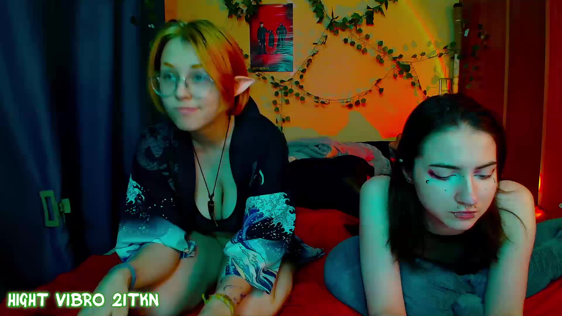 Tricky_Kitsune Live Sex December 17, 2025