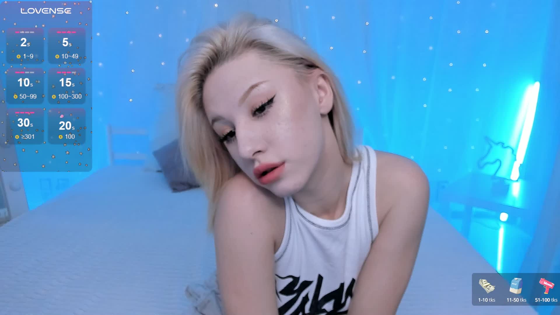 Necucubi Live Sex December 17, 2025