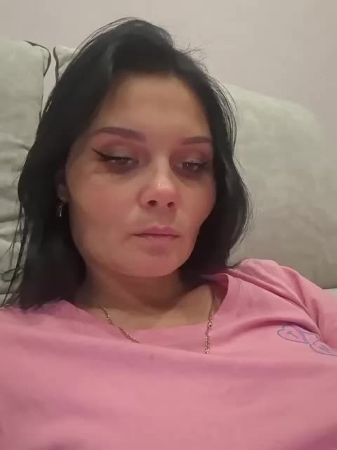 _Milashka_ Live Sex December 17, 2025