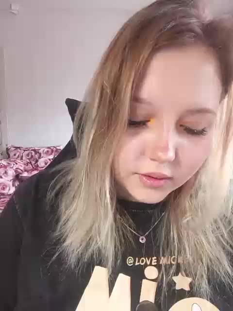 Vaverina Live Sex December 13, 2025