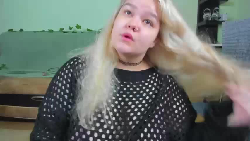 _CandyM1lky_ Live Sex December 13, 2025