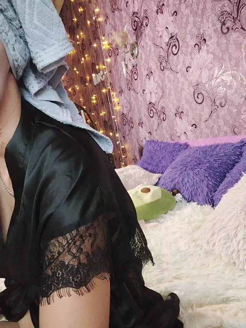 SexyKitty75-1 Live Sex December 19, 2025