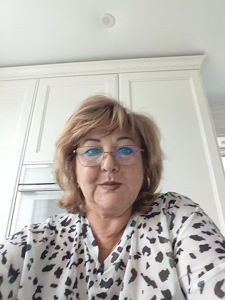 KarinkaSweet Live Sex December 14, 2025