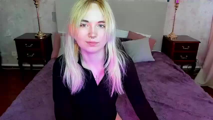 Iriska_mini Live Sex December 14, 2025