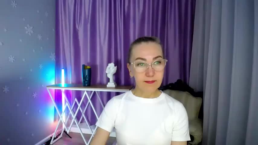 queen_a_n_i Live Sex December 13, 2025