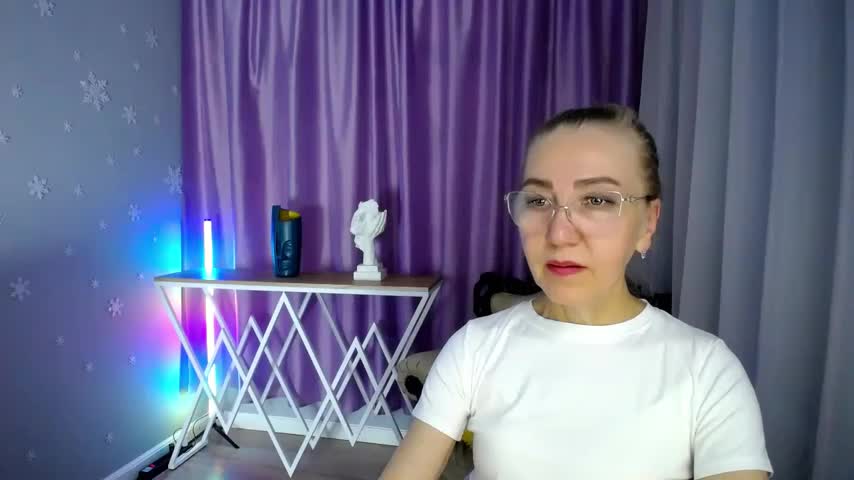 queen_a_n_i Live Sex December 13, 2025