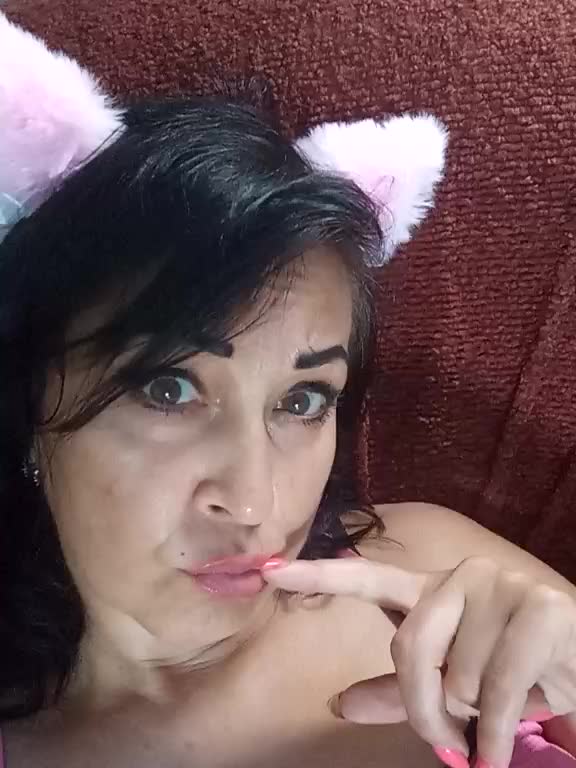 Lina-a-13 Live Sex December 14, 2025