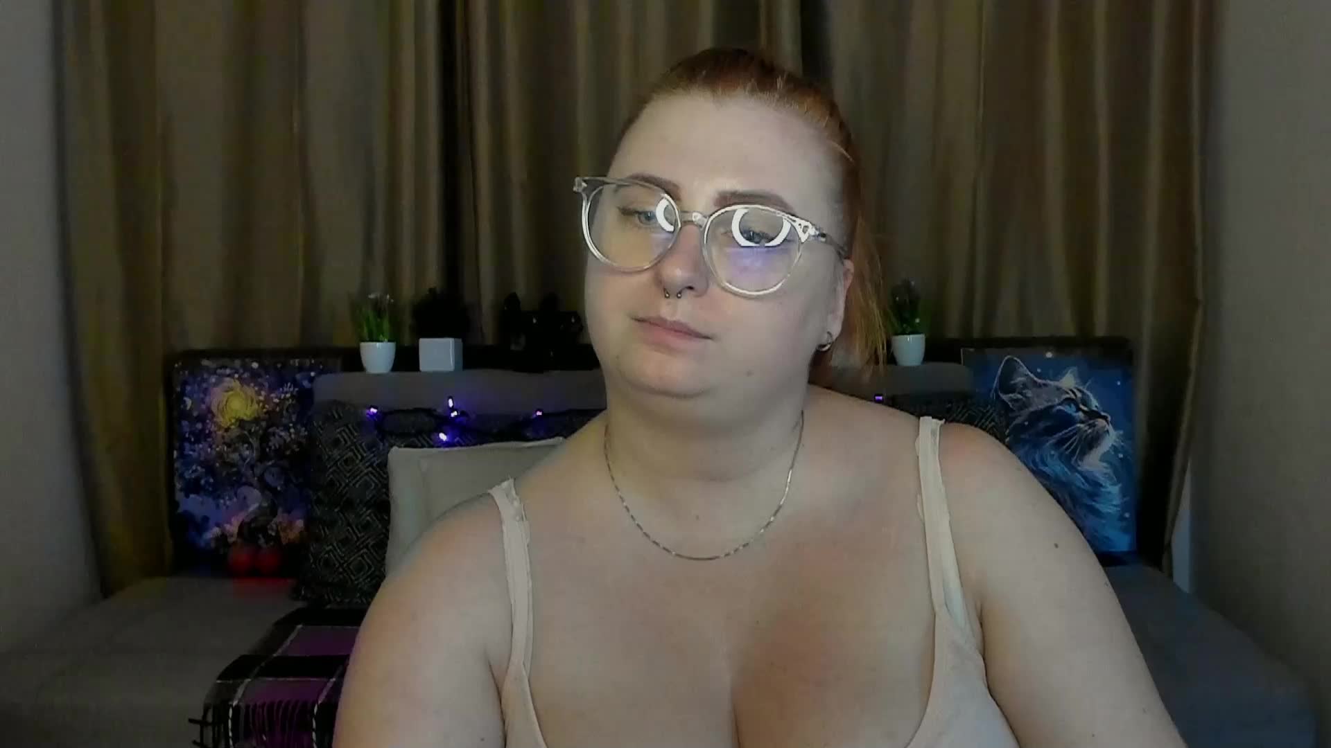 Aliciaredluv Live Sex December 17, 2025