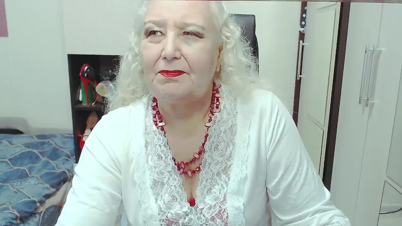 GrannyWants Live Sex December 17, 2025