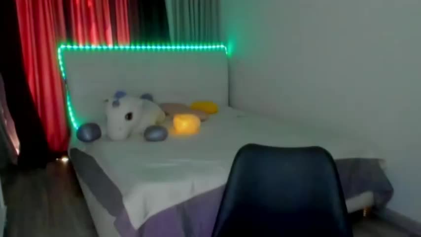 nika_reinnn Live Sex December 13, 2025