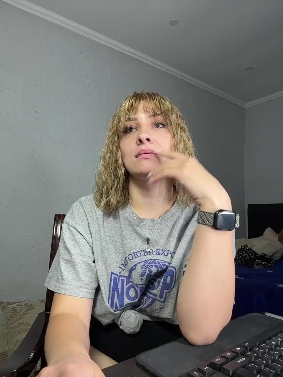 KissyKristy Live Sex December 17, 2025