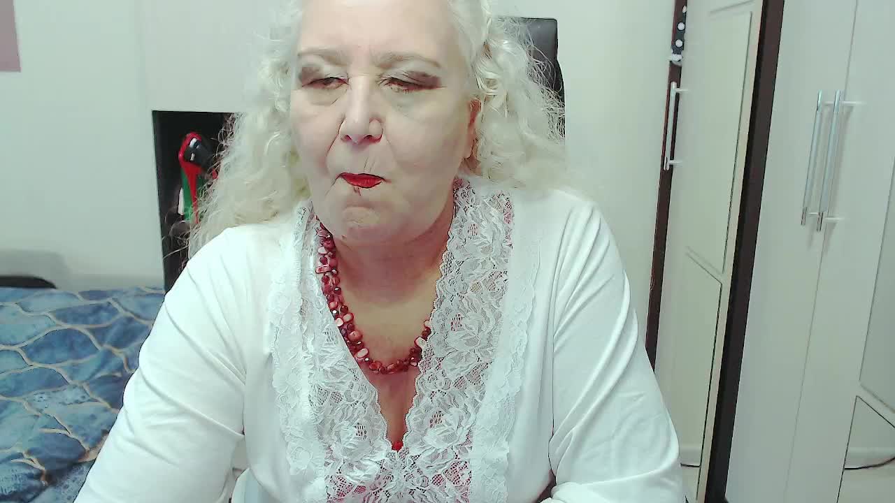 GrannyWants Live Sex December 17, 2025