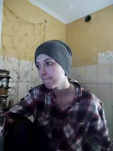 Kira700cams Live Sex December 14, 2025