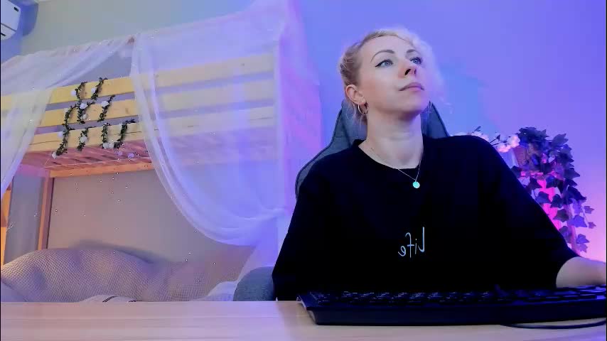 lylithskye Live Sex December 13, 2025