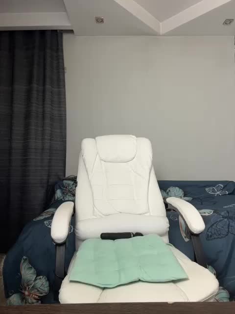 Eva-Bella Live Sex December 17, 2025