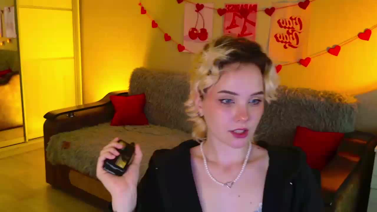 Cool-Love Live Sex December 17, 2025