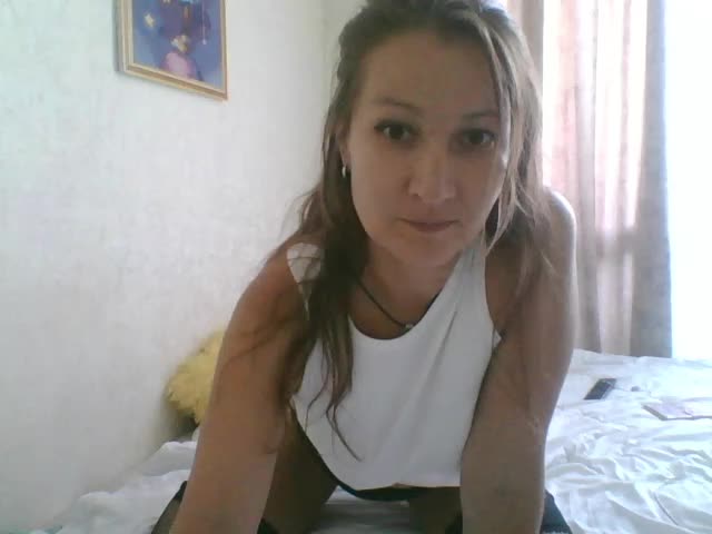 Yuliya333 Live Sex December 15, 2025