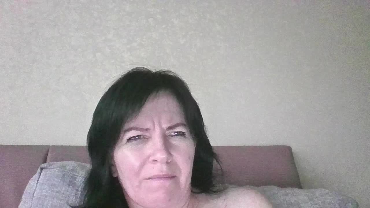 Yuliaa318 Live Sex December 13, 2025