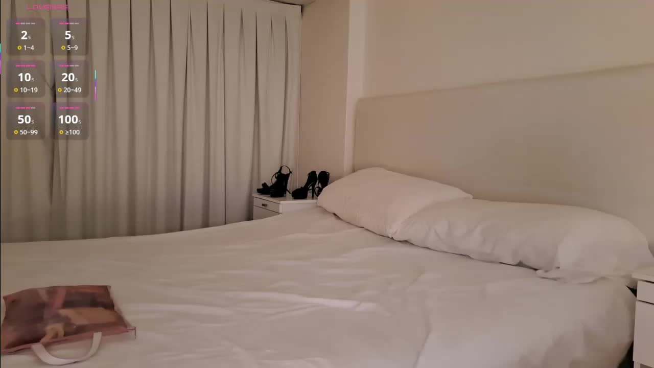 Bella_Byers Live Sex December 14, 2025