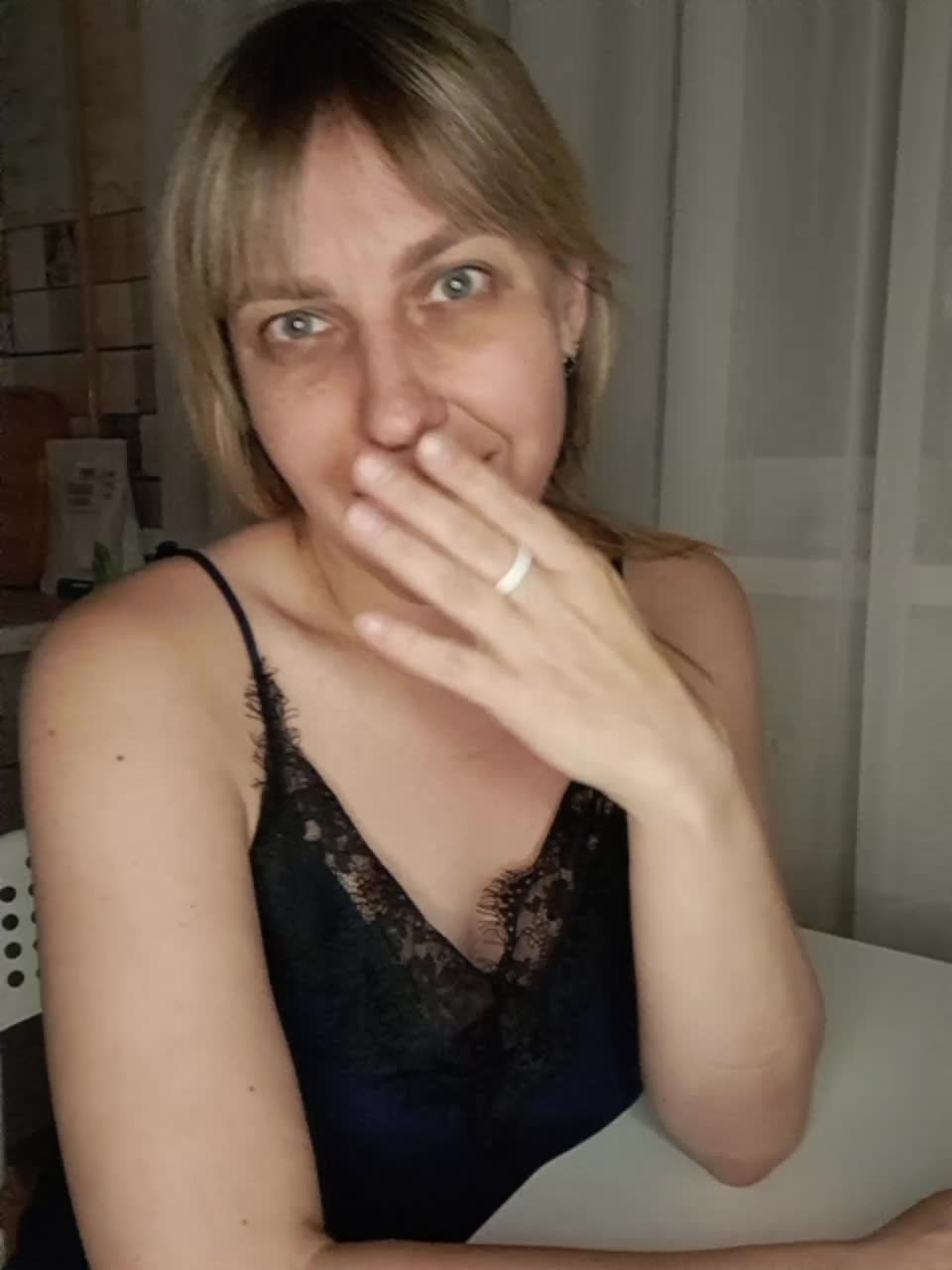 Karmella Live Sex December 13, 2025