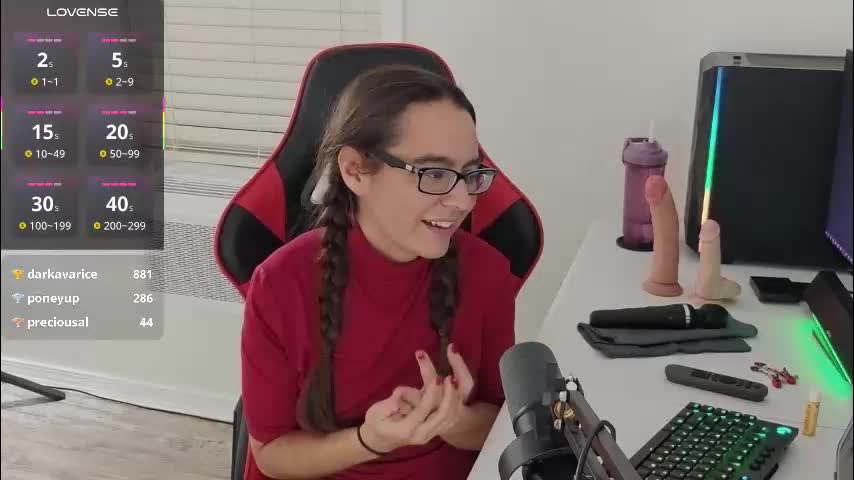 red_hot_rachael Live Sex December 13, 2025