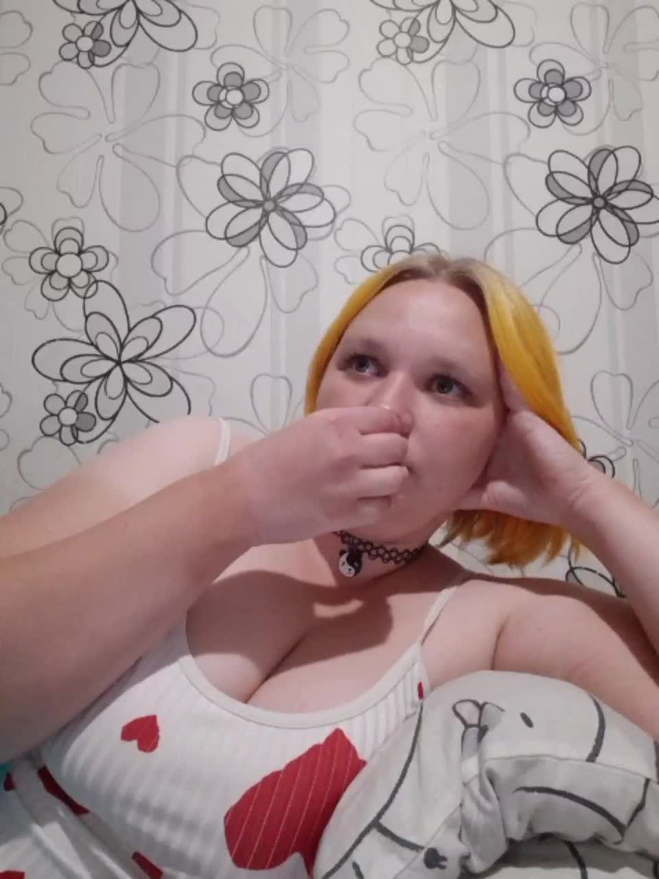 -MeooW- Live Sex December 18, 2025