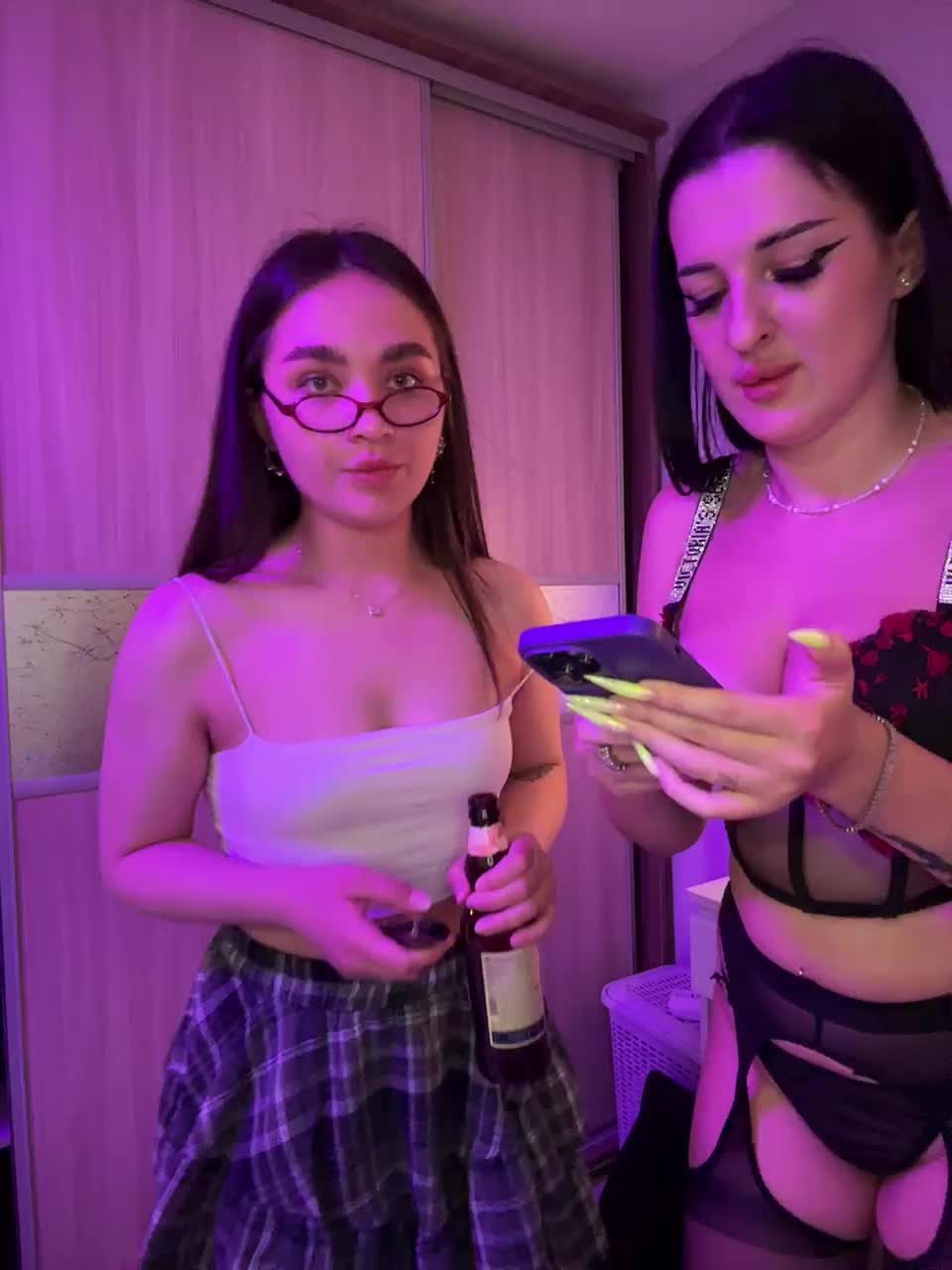 NikaXXXlika Live Sex December 13, 2025