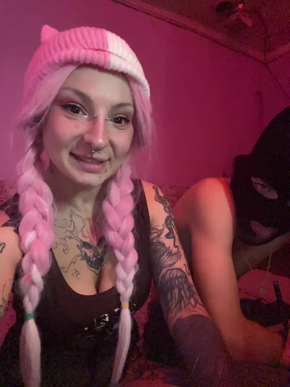 YourFantasyIsaCouple2 Live Sex December 14, 2025