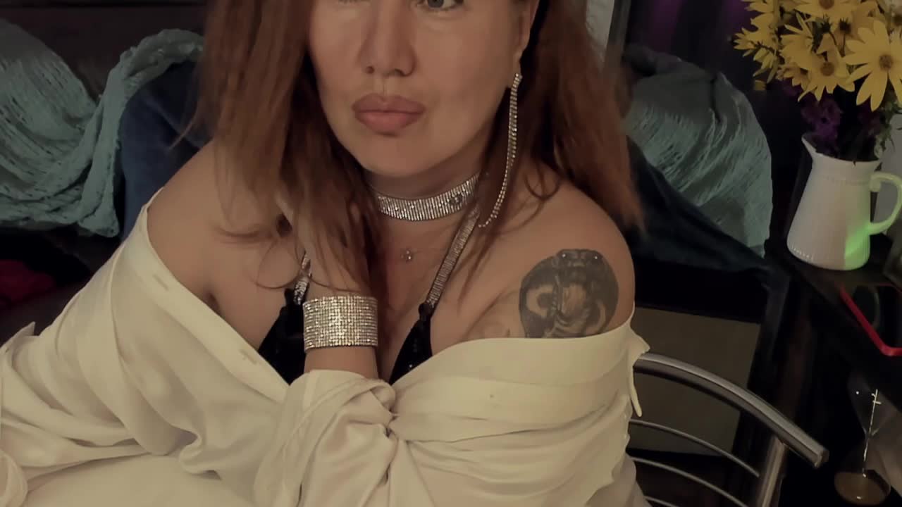 WitchO3M-72 Live Sex December 14, 2025