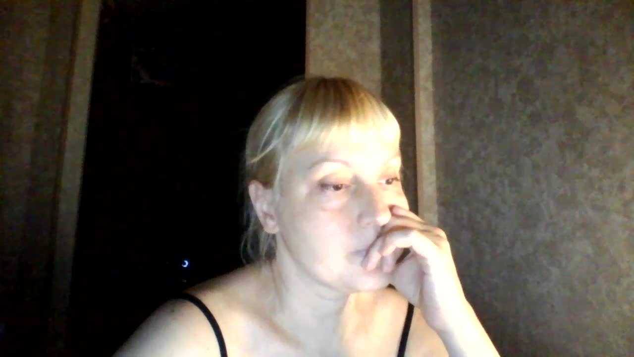 krisss2016 Live Sex December 15, 2025