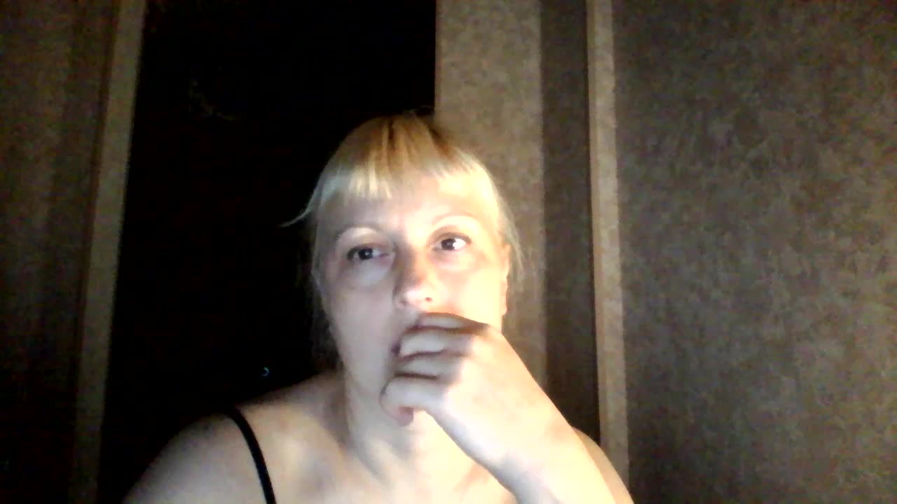 krisss2016 Live Sex December 15, 2025