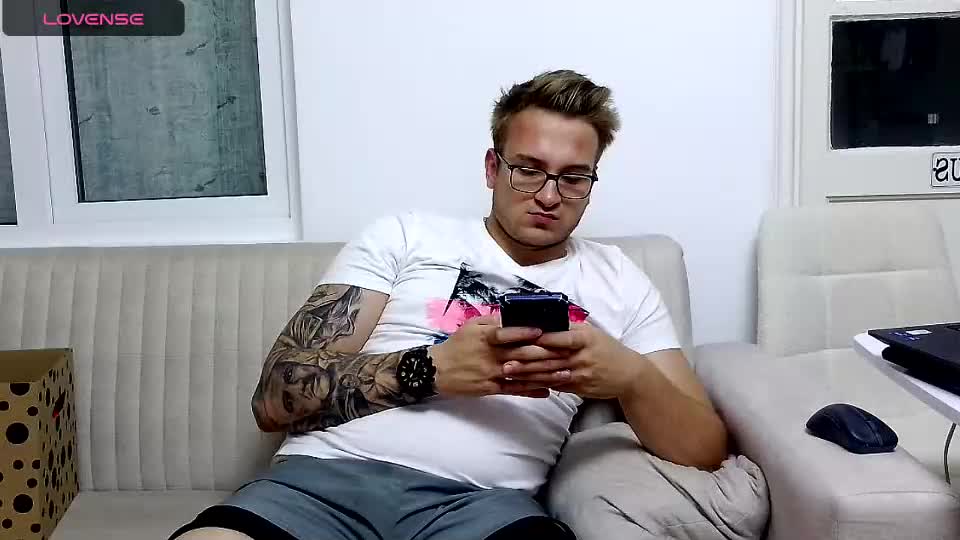 starkiller777550 Live Sex December 17, 2025