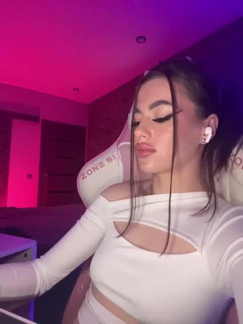 HotGirlEva Live Sex December 14, 2025