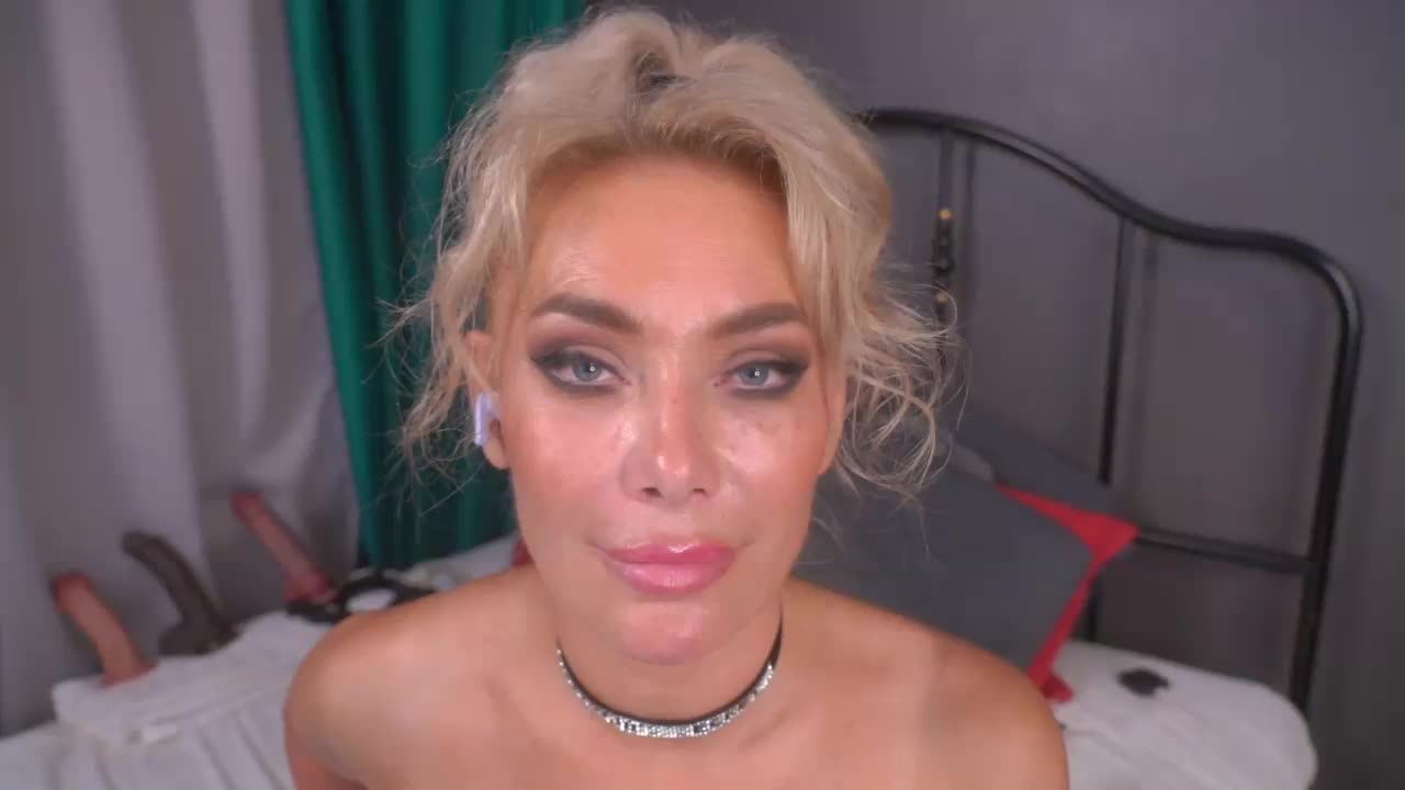 IsadoraDunkan Live Sex December 19, 2025