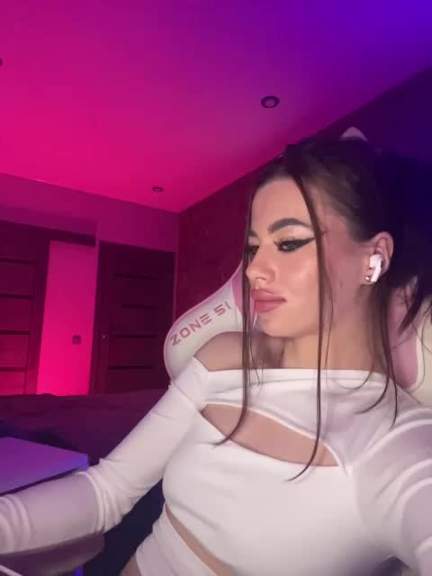 HotGirlEva Live Sex December 14, 2025