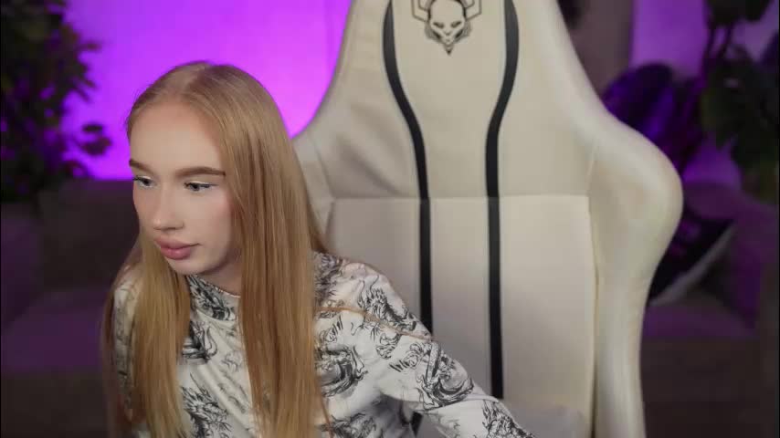 kira0541 Live Sex December 18, 2025