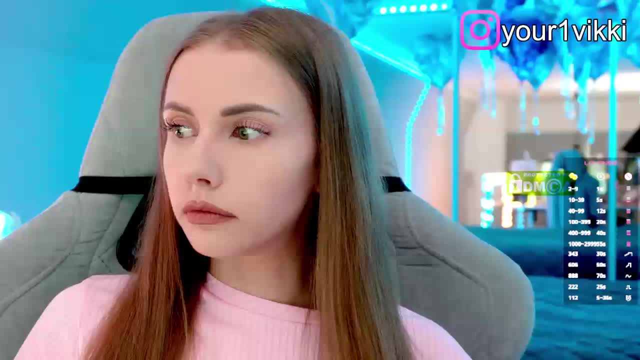 VikkiExtraCheese Live Sex December 18, 2025