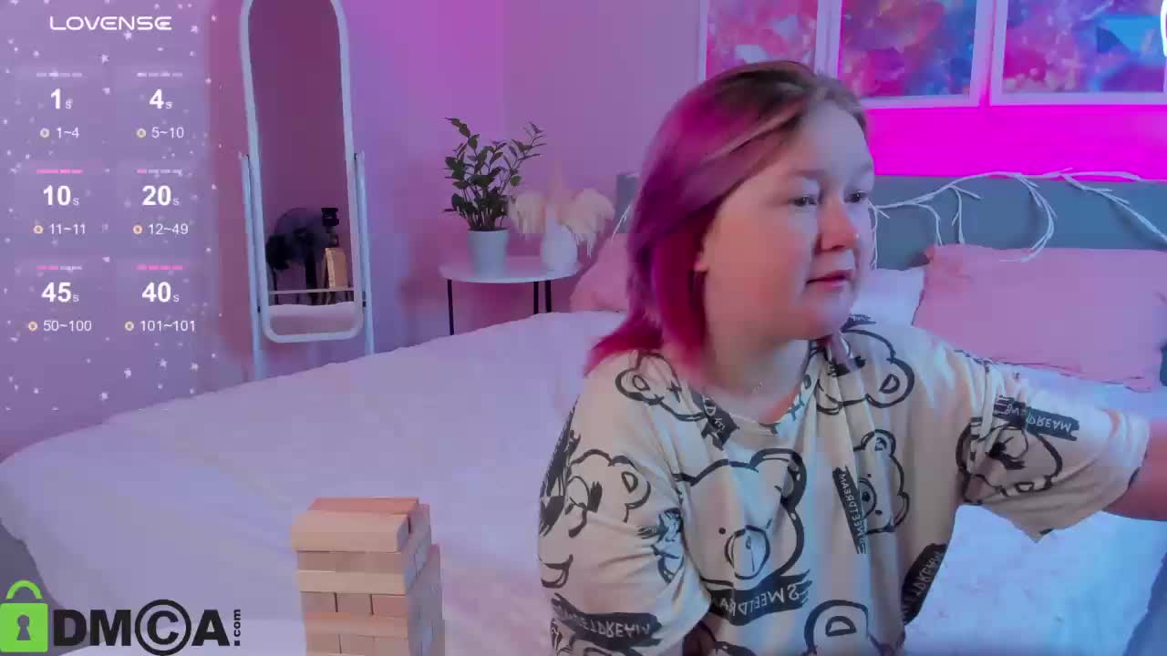 Sara-Moor Live Sex December 17, 2025