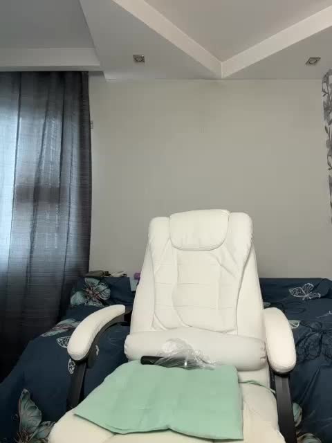 Eva-Bella Live Sex December 17, 2025